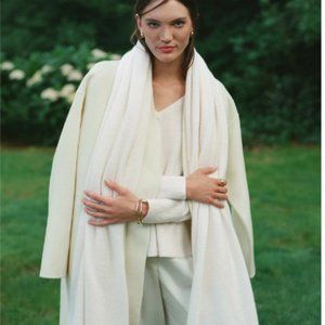 White+Warren travel wrap, pearl white, 100% cashmere, new never worn, $275